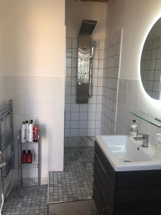 Super Location 2, 1Min Metro 10 Min From Camden Apartment London Ngoại thất bức ảnh
